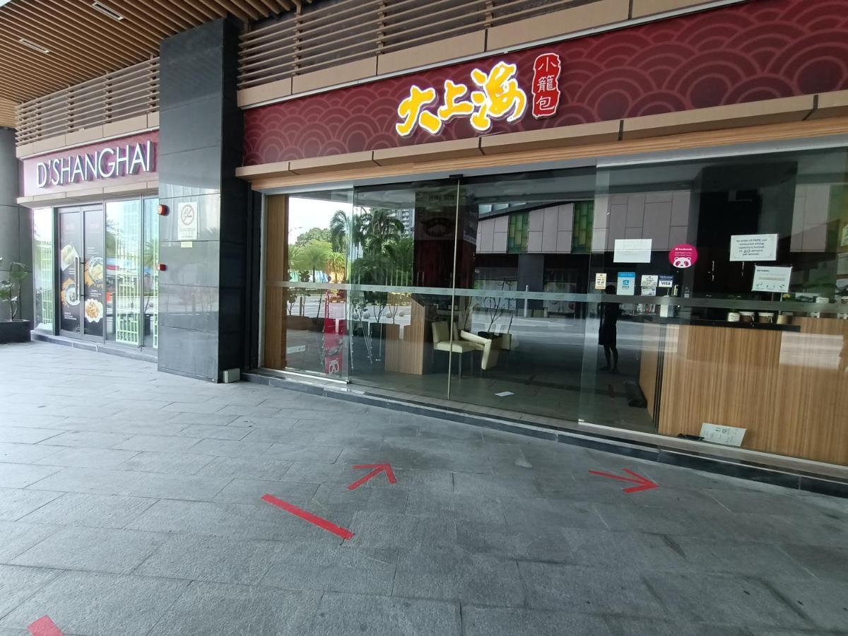 R&F Princess Cove Premium Homestay Famaily Johor Bahru Eksteriør billede