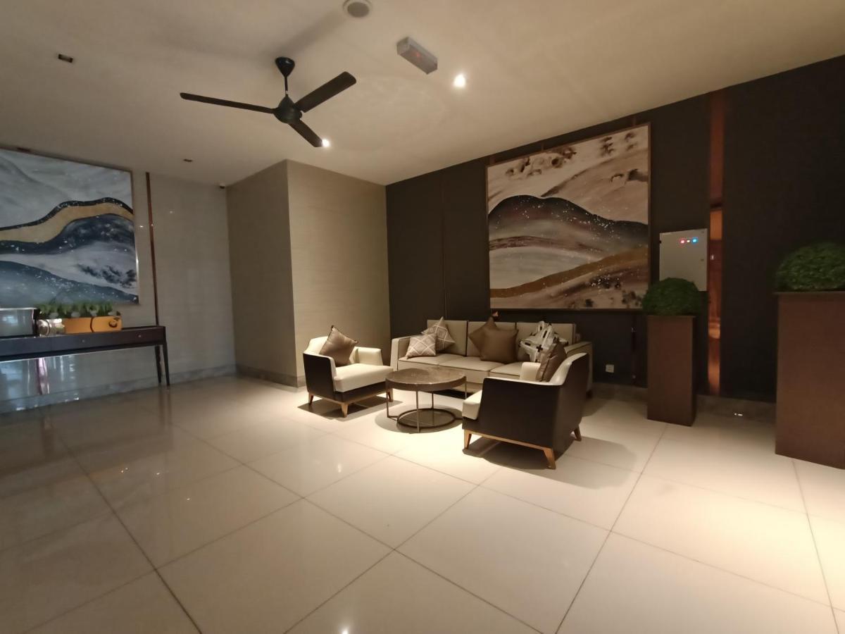 R&F Princess Cove Premium Homestay Famaily Johor Bahru Eksteriør billede